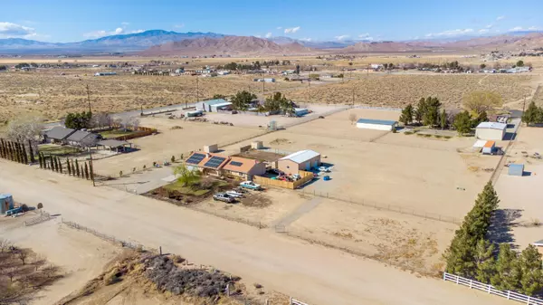 Rosamond, CA 93560,5921 Charan RD