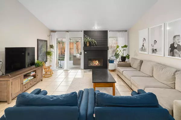 Lancaster, CA 93536,42417 Coronet CT