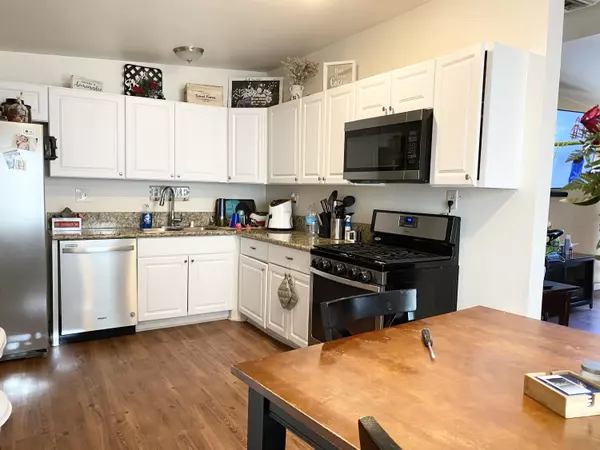 Rosamond, CA 93560,2197 Elm ST