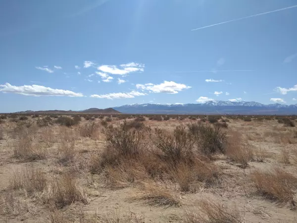 Vic Ave O4 & 210th St East, Lake Los Angeles, CA 93591