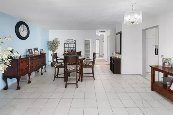 Lancaster, CA 93534,45502 Lorimer AVE