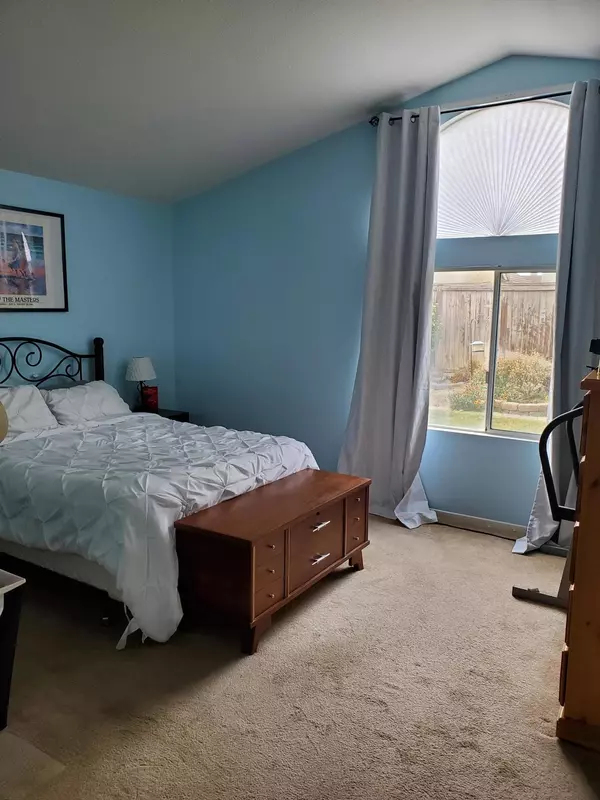 Rosamond, CA 93560,3357 Firebush AVE