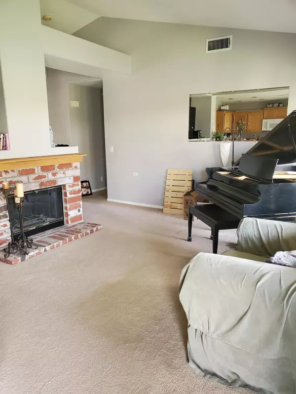 Rosamond, CA 93560,3357 Firebush AVE