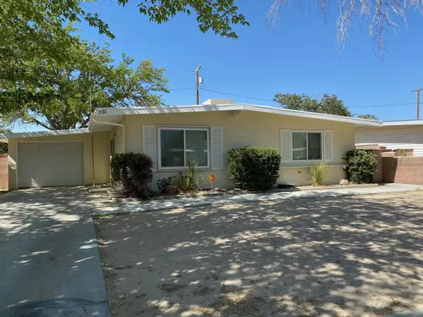 2181 Oak ST, Rosamond, CA 93560