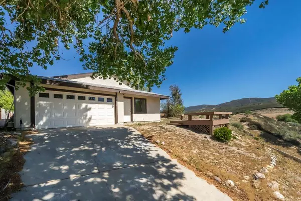 Lake Hughes, CA 93532,42530 Beaverbrook DR