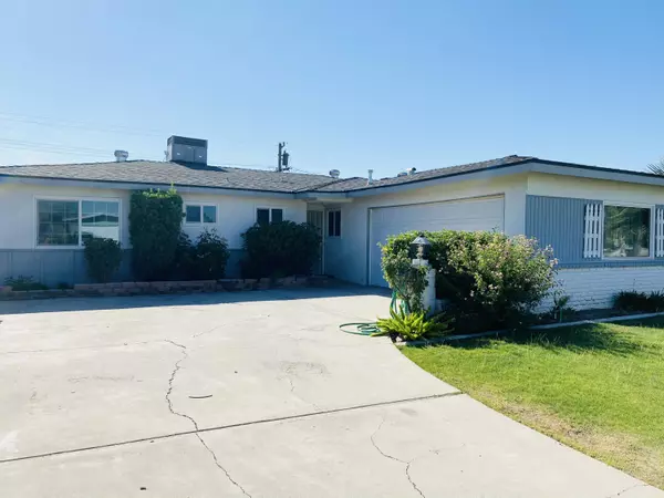 2709 Trent ST, Bakersfield, CA 93306