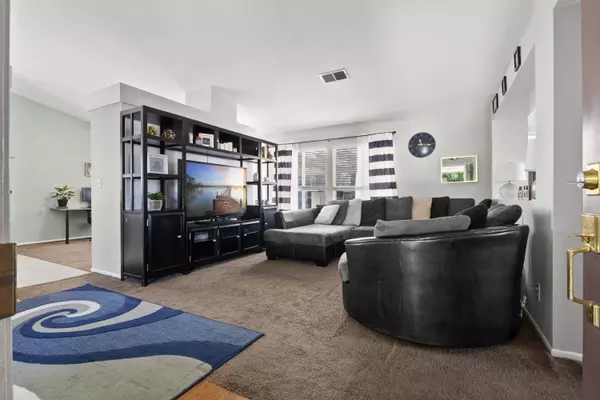 Rosamond, CA 93560,2448 Oakgrove ST