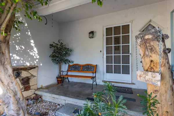 Reseda, CA 91335,19660 Kittridge ST