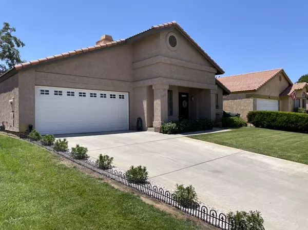 3612 E Ave R 11, Palmdale, CA 93550