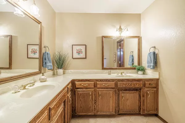 Quartz Hill, CA 93536,5736 W Avenue M6