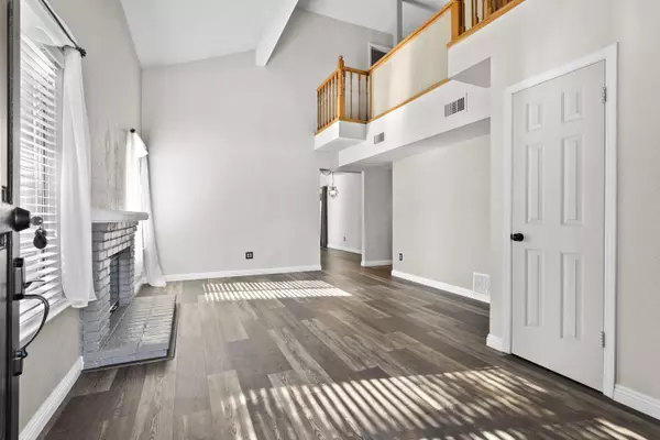 Lancaster, CA 93536,4554 Meadow PL