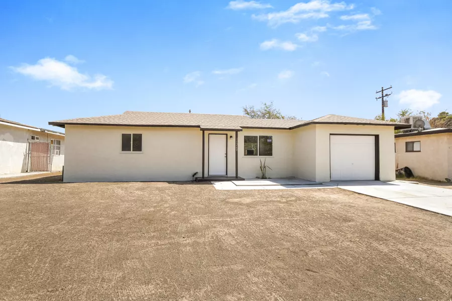 15260 Shirley ST, Mojave, CA 93501