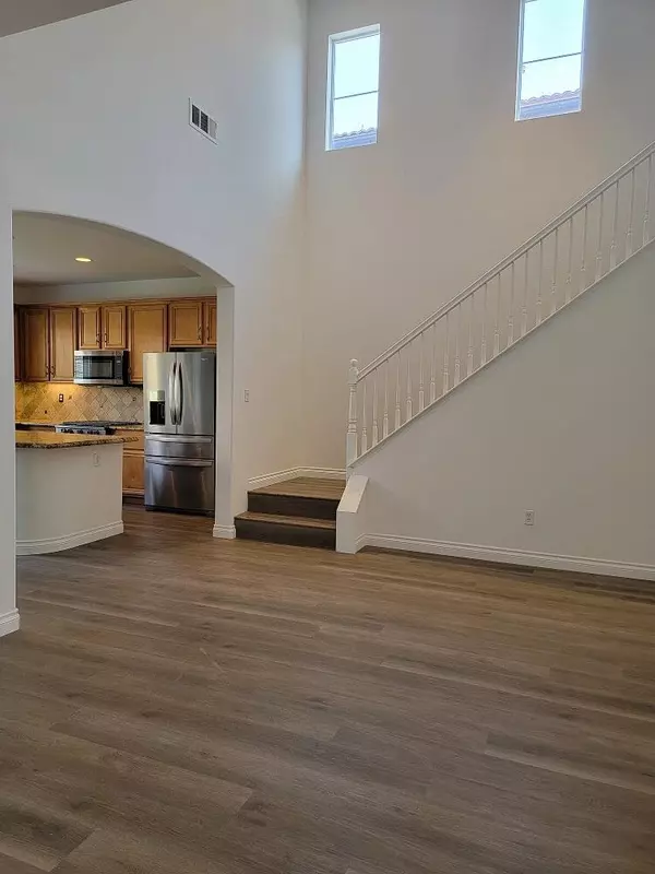 Valencia, CA 91354,24115 Joshua DR