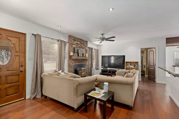 Quartz Hill, CA 93536,42314 W 55th ST