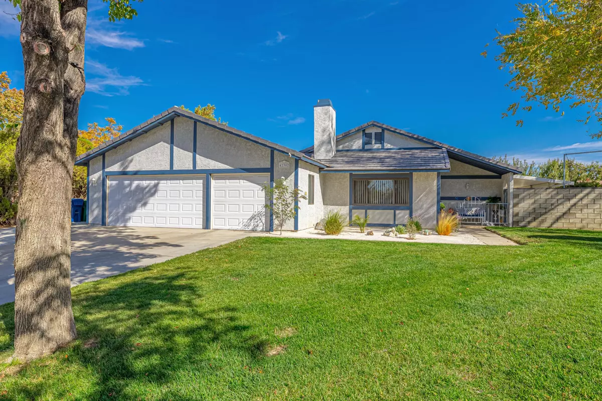 Quartz Hill, CA 93536,42302 W 62nd ST