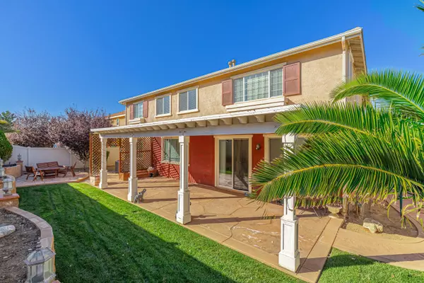 Palmdale, CA 93551,2336 Rockrose ST