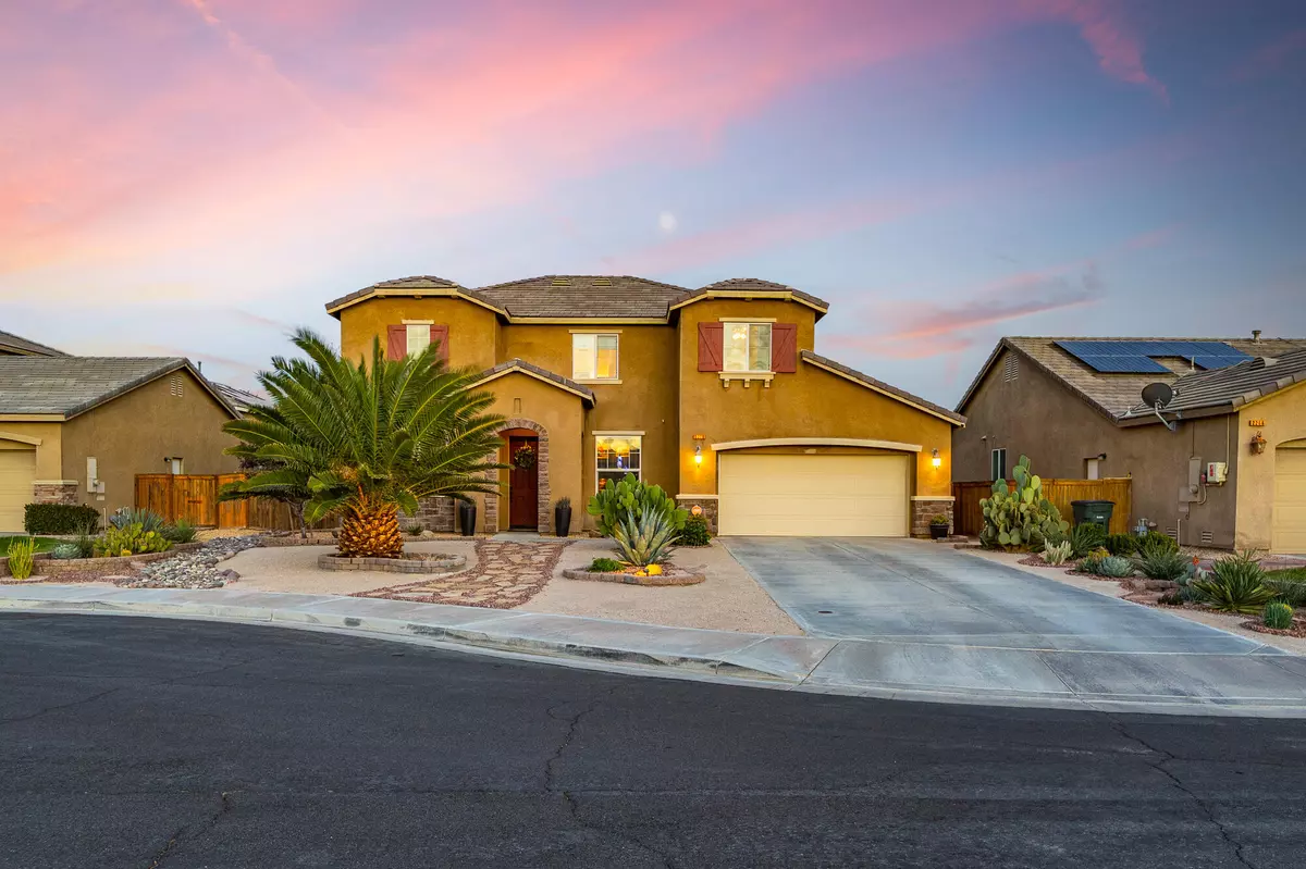 Rosamond, CA 93560,2270 Dwight CT