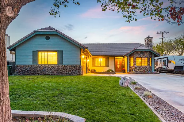 41747 Crispi LN, Quartz Hill, CA 93536