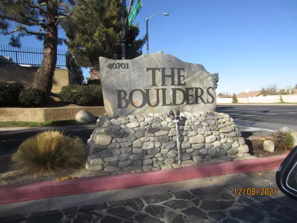 40701 Rancho Vista BLVD #Spc 228, Palmdale, CA 93551