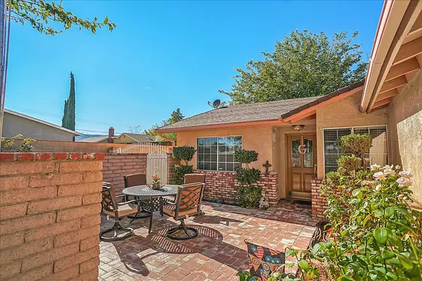 Quartz Hill, CA 93536,42715 W 52nd Street West ST