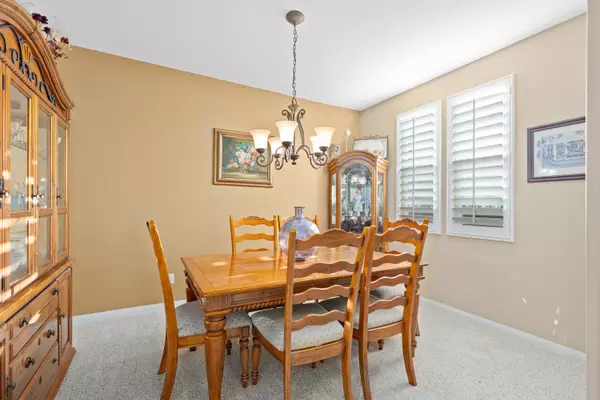 Palmdale, CA 93551,41714 Oak Barrel CT