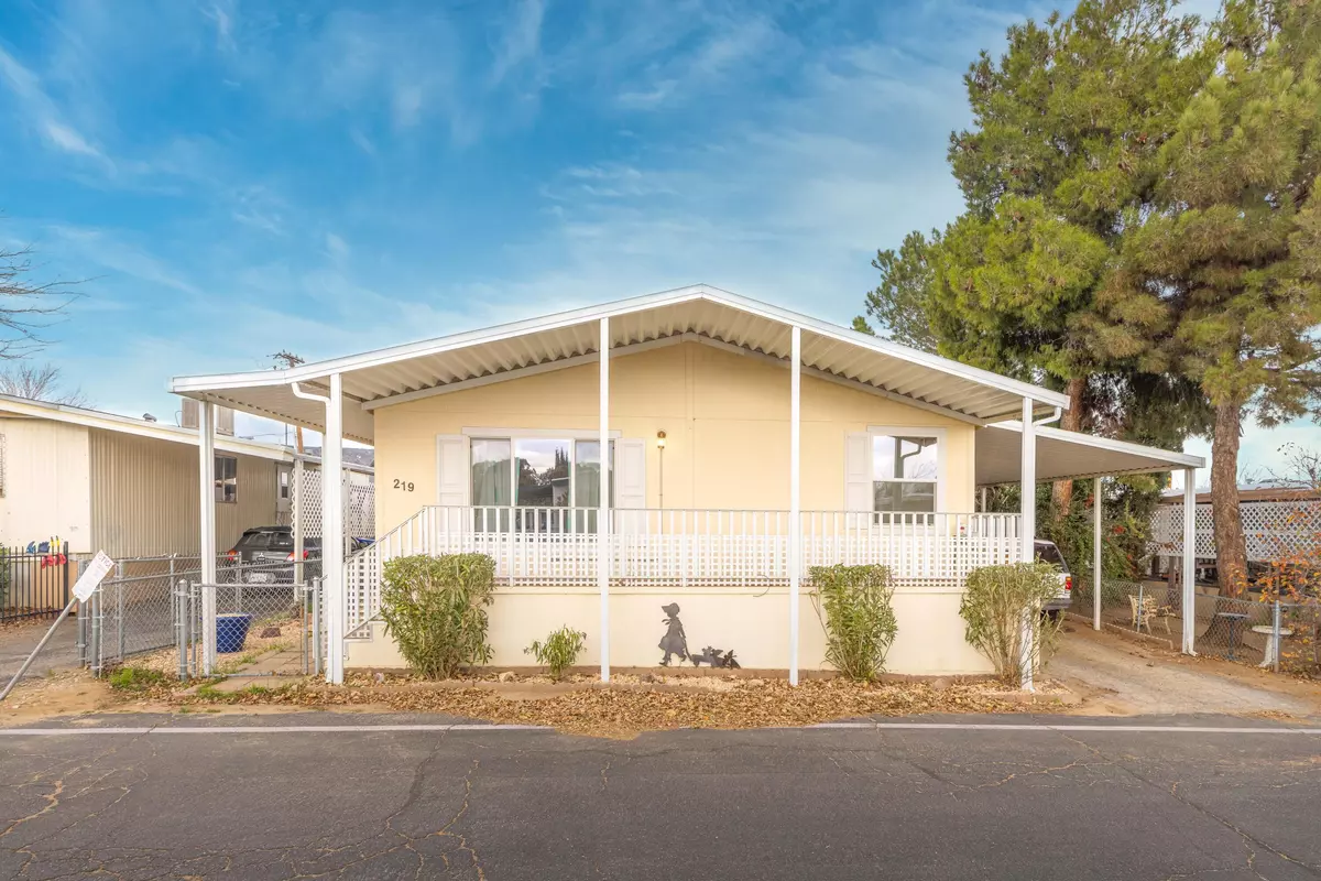 Quartz Hill, CA 93536,5711 Columbia WAY #Spc 219