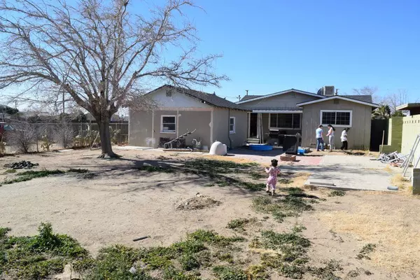 Mojave, CA 93501,15622 L ST