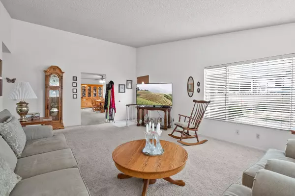 Palmdale, CA 93551,427 Makin AVE