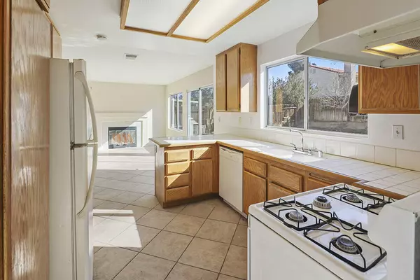 Palmdale, CA 93552,4252 Sorrell AVE