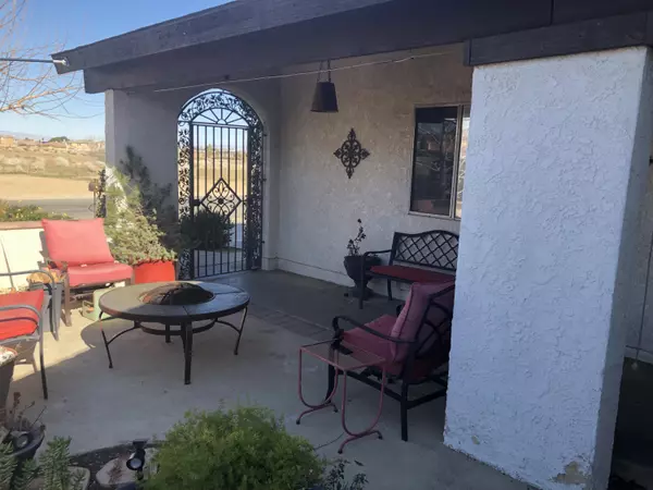 Palmdale, CA 93551,39038 Dianron RD