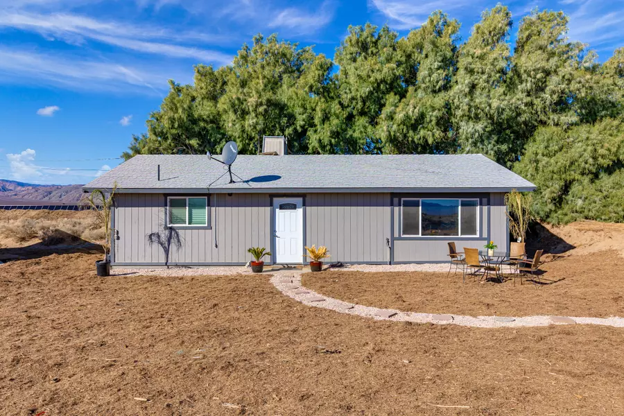 7512 E Chapinite, Mojave, CA 93501
