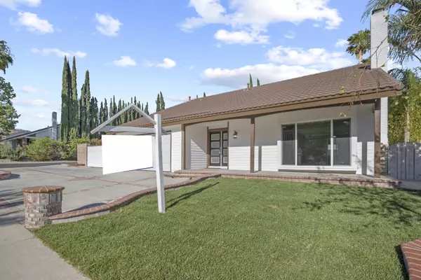 Santa Clarita, CA 91387,28972 Lotusgarden DR