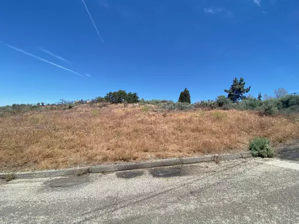 Tehachapi, CA 93561,Cody CT