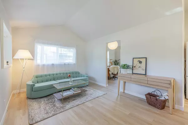 Lake Hughes, CA 93532,18133 Ellstree DR