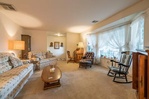 Quartz Hill, CA 93536,4511 W Avenue M-14