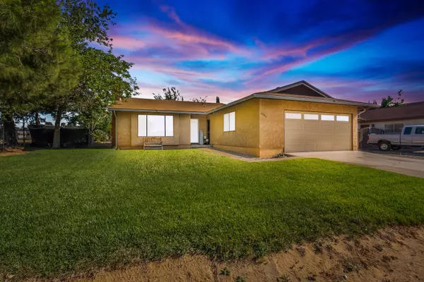 4820 W Avenue L10, Quartz Hill, CA 93536