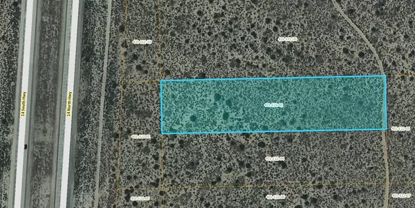 Dawn RD, Mojave, CA 93501