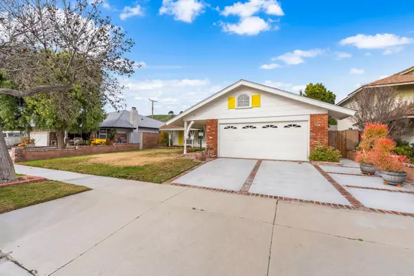 Santa Clarita, CA 91351,19557 Babington ST