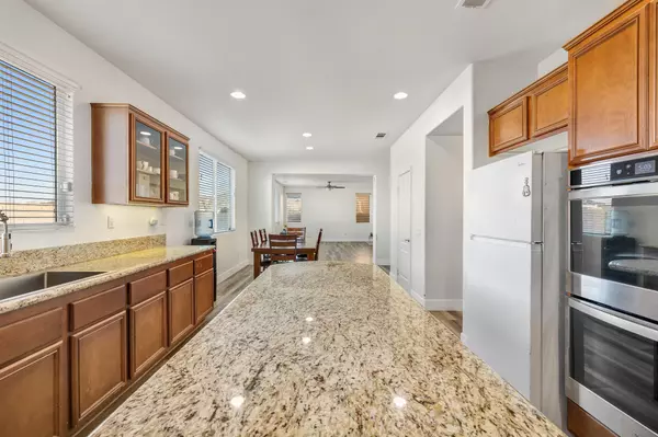 Quartz Hill, CA 93536,42248 Corvallis PL