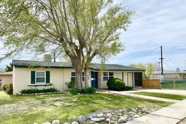 2014 Panamint ST, Mojave, CA 93501