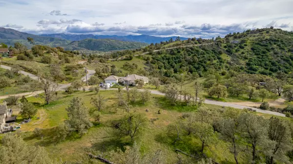 Tehachapi, CA 93561,Peregrine PL