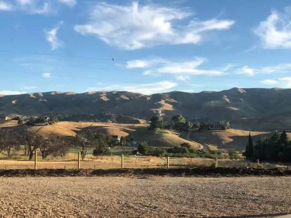 Leona Valley, CA 93551,40202 W 97th ST