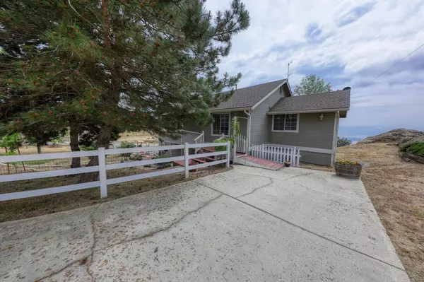 Tehachapi, CA 93561,29950 Horsethief DR