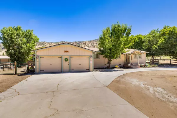 Tehachapi, CA 93561,26281 Columbia WAY