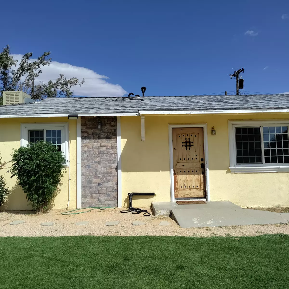 Mojave, CA 93501,15248 Carol ST