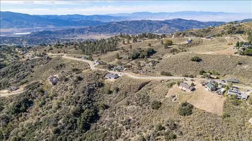 Tehachapi, CA 93561,25540 Jacaranda DR