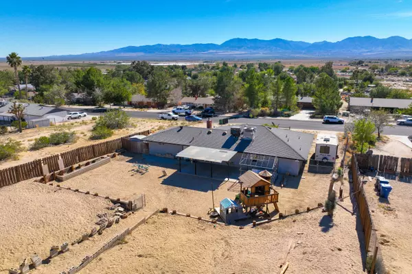 Lake Los Angeles, CA 93591,15715 E Avenue Q1