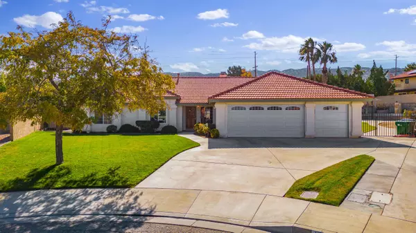 Lancaster, CA 93536,42051 Jenny LN