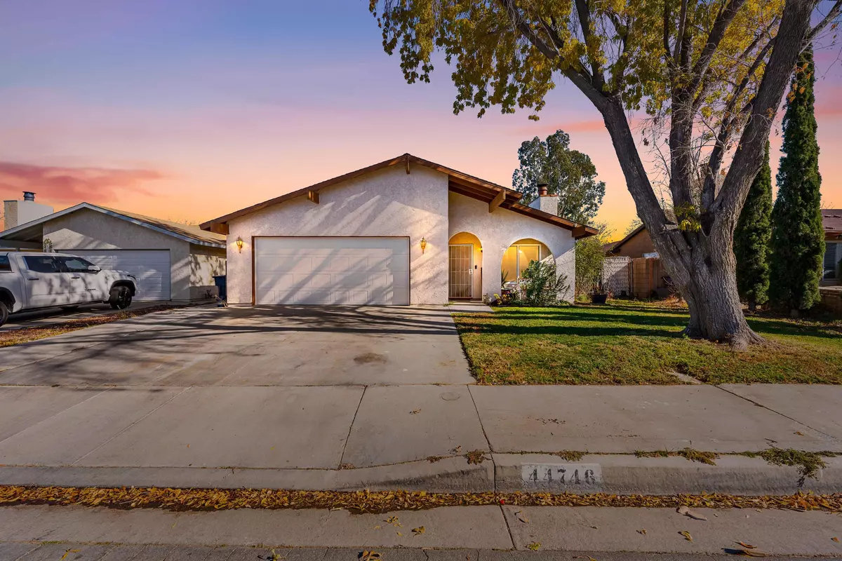 Lancaster, CA 93535,44746 Sarah LN