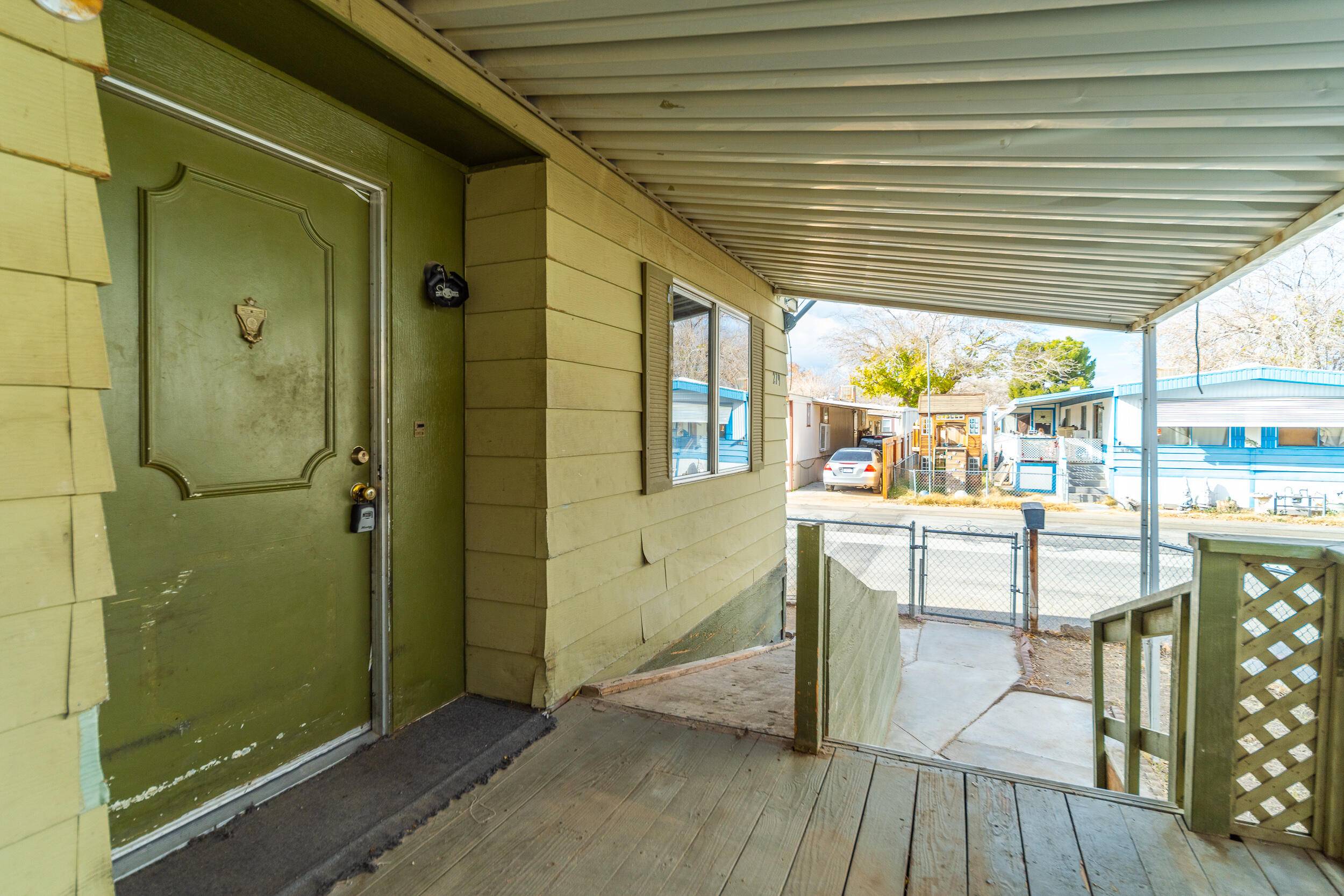 Lancaster, CA 93535,45800 Challenger WAY #279